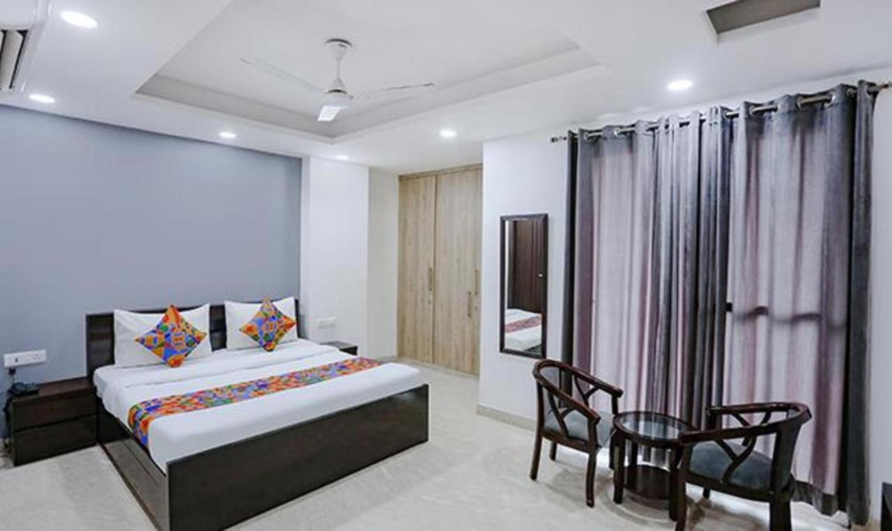 Hotel Fabexpress Dream Living New Delhi